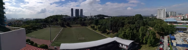 Real-Time Lightning Warning for Sports and Leisure Venues: The Biral BTD-200 in Malaysia